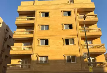 Apartments For sale - 4 rooms - floor 1