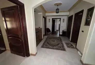 دوبلكس للبيع - 6 غرف - بالدور 1