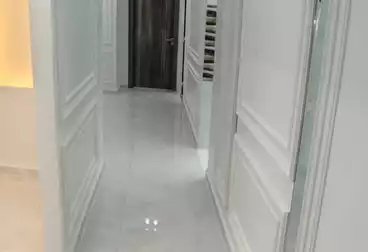 Apartments For sale - 3 rooms - floor 1