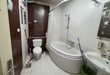 شقق للبيع - 3 غرف - بالدور 7