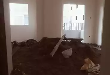 Apartments For sale - 3 rooms - floor 4