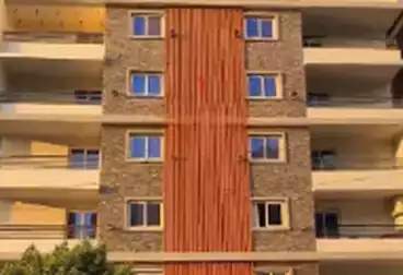 Apartments For sale - 3 rooms - floor 8