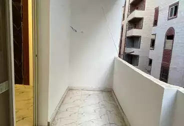 شقق للبيع - 3 غرف - بالدور 7