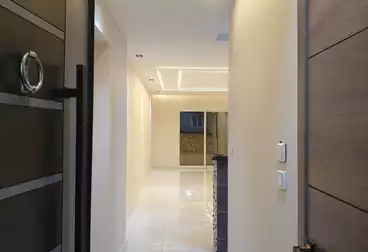 Apartments For sale - 3 rooms - floor 8