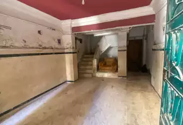 Apartments For sale - 2 rooms - floor 5