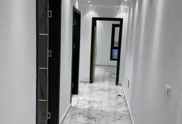 مكاتب للإيجار - 3 غرف - بالدور 2