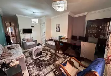 undefined undefined - 2 rooms - floor 8