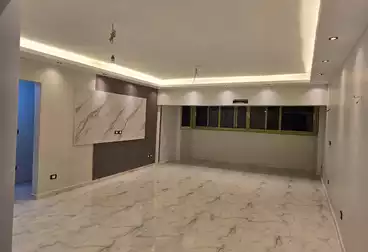 Apartments For sale - 2 rooms - floor 5