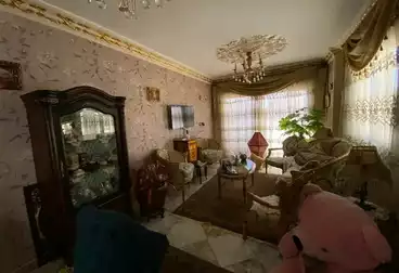 Apartments For sale - 3 rooms - floor 8