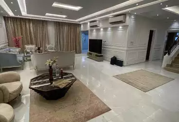 عقارات للإيجار - 5 غرف