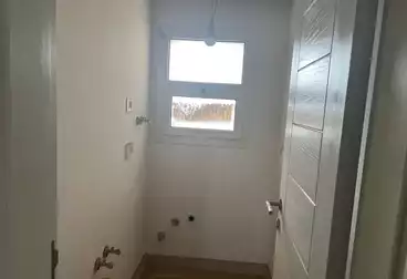 undefined undefined - 2 rooms - floor 2