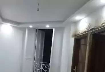 شقق للبيع - 1 غرف - بالدور 4