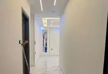 Apartments For sale - 3 rooms - floor 1