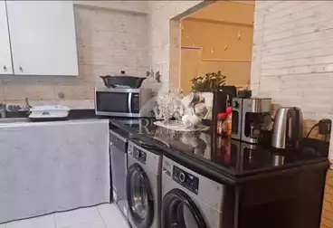 Furnished Apartment For sale - 3 rooms - floor 6