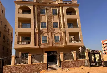Apartments For sale - 3 rooms - floor 2