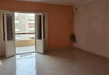 Apartments For sale - 2 rooms - floor 4