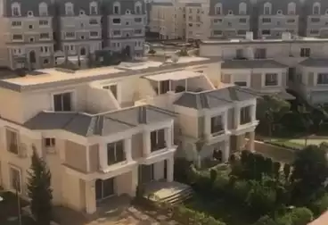 Apartments For sale - 4 rooms - floor 5