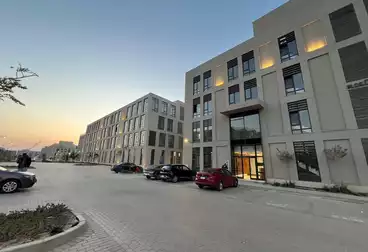 Administrative For sale - 8 rooms - floor 4