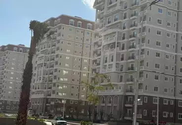 Apartments For sale - 3 rooms - floor 4