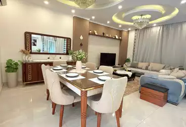 فلل للإيجار - 6 غرف