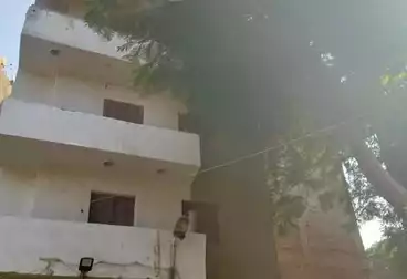 House / Home For sale - 3 rooms