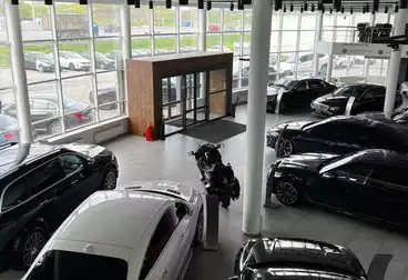 معرض للإيجار