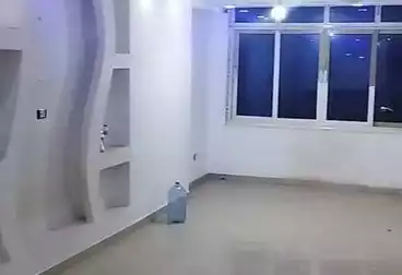 شقق للإيجار - 3 غرف - بالدور 4