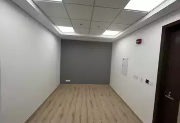 مساحة مكتبية للإيجار - بالدور 1