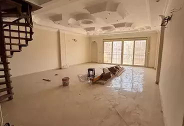 بنتهاوس للبيع - 3 غرف - بالدور 3