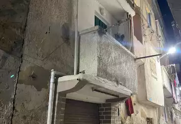 مباني للبيع - 8 غرف