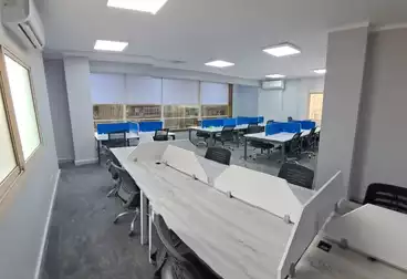 إداري للإيجار - 4 غرف - بالدور 5