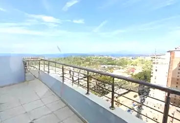 شقق للبيع - 3 غرف - بالدور 19