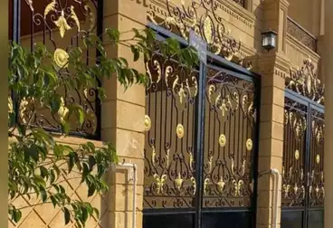 شقق للبيع - 1 غرف - بالدور 6