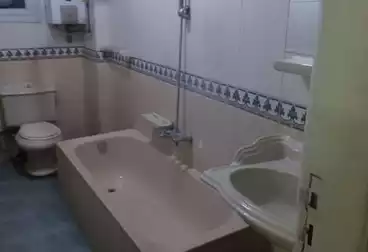 شقق للإيجار - 3 غرف - بالدور 1