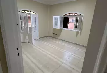 شقق للبيع - 3 غرف - بالدور 0