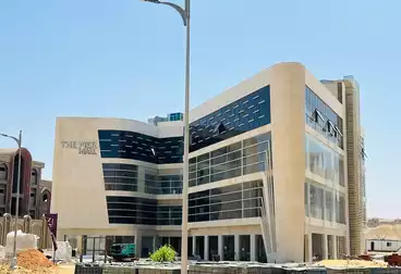 هايبرماركت للبيع