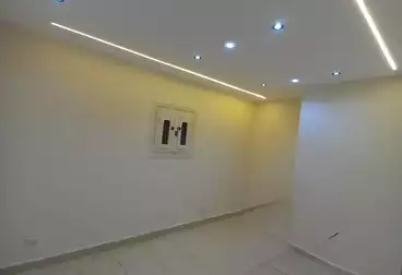 Apartments For sale - 3 rooms - floor 1