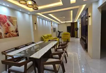 شقق مفروشة للبيع - 4 غرف - بالدور 10