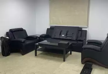 مكاتب للإيجار - 6 غرف - بالدور 2