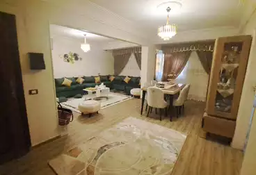 Apartments For sale - 2 rooms - floor 5