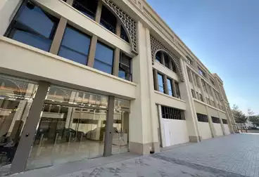 مكاتب للبيع - 1 غرف - بالدور 1