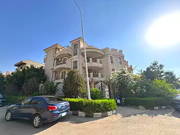 Villas For rent - 12 rooms