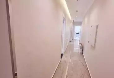 شقق للبيع - 7 غرف - بالدور 0