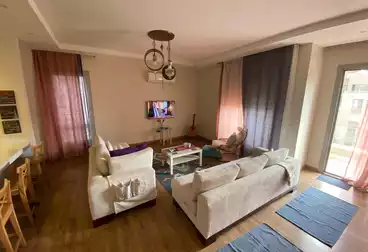 شقق للإيجار - 2 غرف - بالدور 3