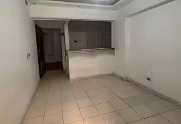 Apartments For sale - 2 rooms - floor 4