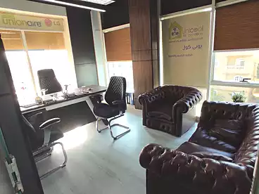 مكاتب للبيع - 1 غرف - بالدور 1