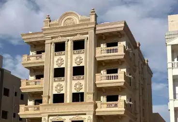 شقق للبيع - 3 غرف - بالدور 1