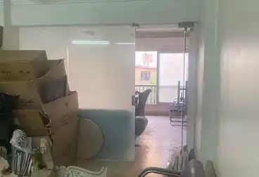 Apartments For sale - 4 rooms - floor 1