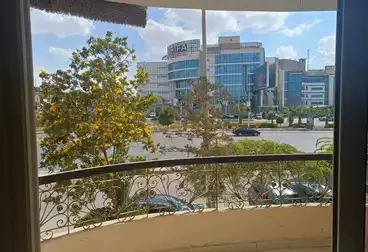 شقق للإيجار - 3 غرف - بالدور 1