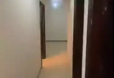 Apartments For sale - 2 rooms - floor 4